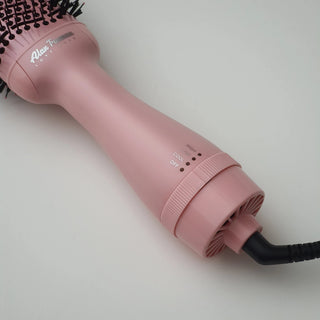 How to Put the Blow Brush to Optimum Use: Styling Techniques and Tips