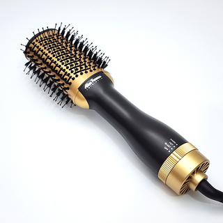 Alan Truman compact brush for smooth hair